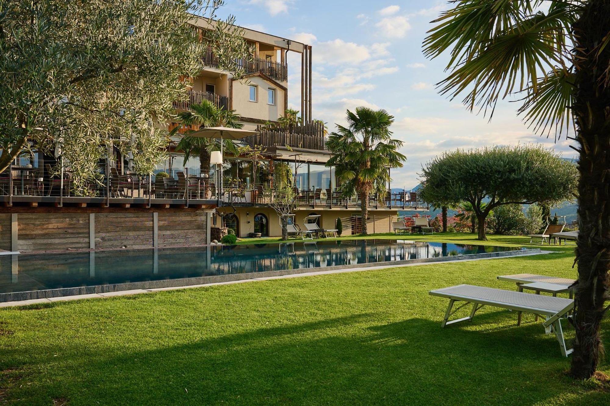 Das Panorama Designhotel Кальдаро Экстерьер фото